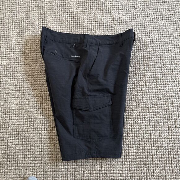 Salty Crew Drifting 2 Cargo Hybrid Walk Shorts Mens SZ 28 Black - Picture 5 of 12